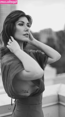 Jewel Staite [ jewel-staite ] - dude my ab crack was FLEXING itself when i shot this<3 i know yall