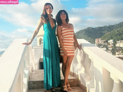 Jewel Staite [ jewel-staite ] - fucking myself with a long anal plug <3