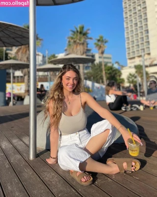 Rony Grinberg [ rony-grinberg ] - You should be warming these toes with your tongue