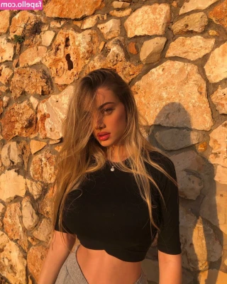 Rony Grinberg [ rony-grinberg ] - Yall wish my long necked self luck on my porn shoot lmfao w/