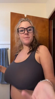 Madison Foster [ madison-foster ] - I wonder how I can get more fans
