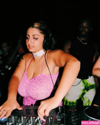 chippynonstopof - you’re looking at a queen