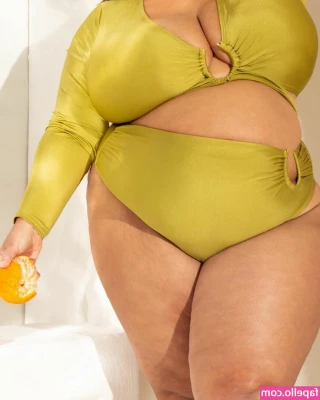 Nicole Denise Johansson [ nicole-denise-johansson ] - Idk who told ole girl my pussy was ugly and nasty but   I love it