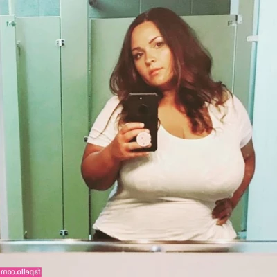Nicole Denise Johansson [ nicole-denise-johansson ] - The fucking machine was going see deep you can see my stomach bulge