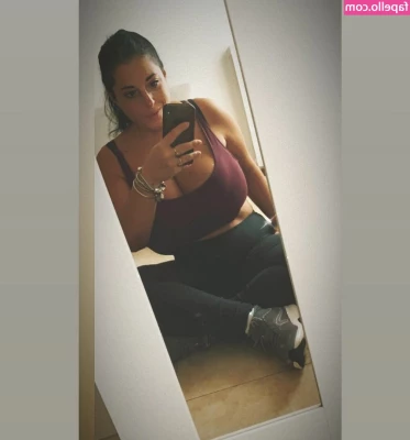 Valeria Vela [ valeria-vela ] - Had a fun day at the beach scuba diving  Pt  1
