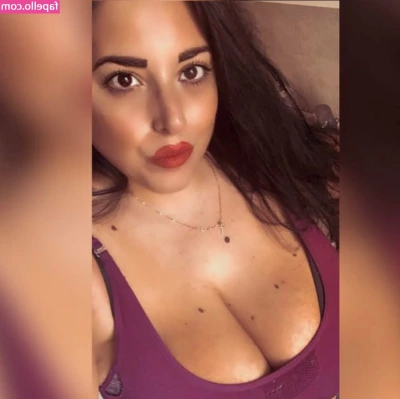 Valeria Vela [ valeria-vela ] - Am I cheeky