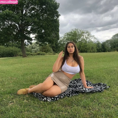 Soph Alice [ soph-alice ] - Me or your ex