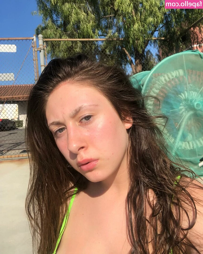 Soph Alice [ soph-alice ] - Would you like some dessert