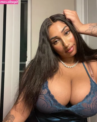 Jeanette Prakash [ jeanette-prakash ] - Do you want to play with me  DM