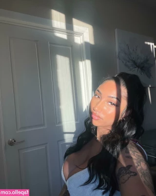 Jeanette Prakash [ jeanette-prakash ] - who's neck can i step on with these boots?