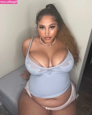 Jeanette Prakash [ jeanette-prakash ] - New videos available  And uncensored content on my paid page -