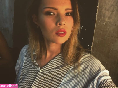 Sveta Koltunova [ sveta-koltunova ] - It’s my birthday 🎉🎉 tip me $25 for 25 years alive 💕