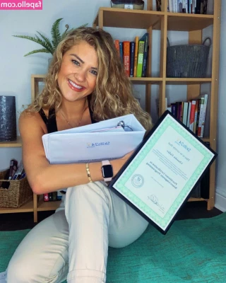 Claudia Valler [ claudia-valler ] - 7th April 2022 3rd and the last jerk off B4 I sleep  Cum fly far lehh