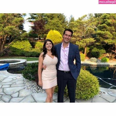 Emily H. Barry [ emily-h-barry ] - Losers get to fill my bank account  whilst alpha gets to fill me with