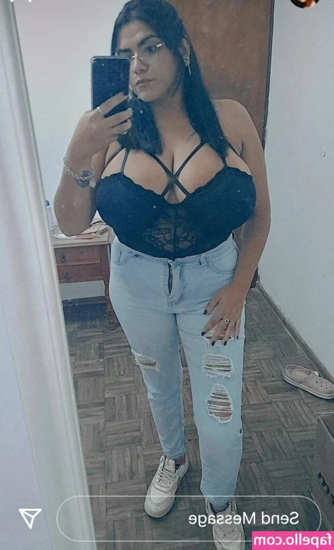 Marlii Rodriguez [ marlii-rodriguez ] - Whassup Daddy? 🤭