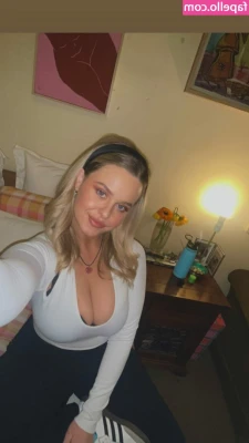 Jasmine Ramage [ jasmine-ramage ] - A 23-minute (!!) anal training video just went out to folks with