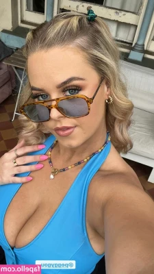 Jasmine Ramage [ jasmine-ramage ] - I do not have google hangouts, Reddit, Facebook, WhatsApp, Instagram,