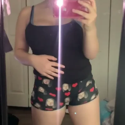 Talea - Who's ready to celebrate my 21st birthday?! 💋🍒 Spoil me today