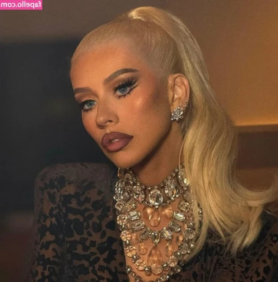 Christina Aguilera [ christina-aguilera ] - My first scene from my NYC trip is a big and hairy one  Loved working