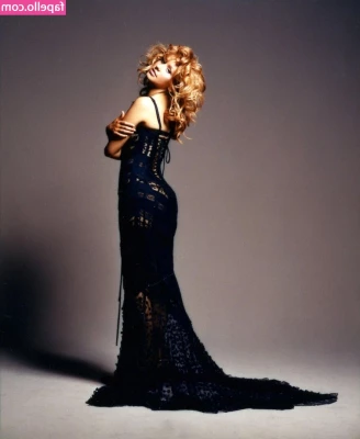 Christina Aguilera [ christina-aguilera ] - when you wake up early morning and decided that there s still plenty