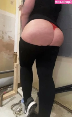 theagegapcouple - It s Friday night  give me something to do