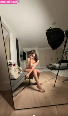 Melody Oz [ melody-oz ] - Can I be your kitty  master  I ll lick you