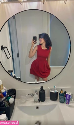 Melody Oz [ melody-oz ] - Am I cute or naughty