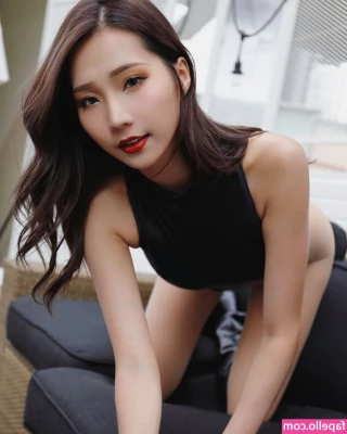 Anita Feifei [ anita-feifei ] - SUPER MILF OLIVIA AUSTIN AND HER 34DD's GET SERVED SOME PRIME