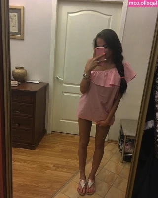 tiynmay [ iynmay ] - Good morning 😘 anyone for coffee? .. 🍑