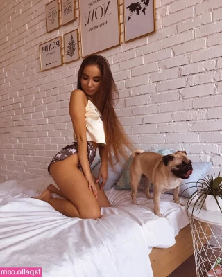tiynmay [ iynmay ] - I love working out and going to the gym, but how about working out in
