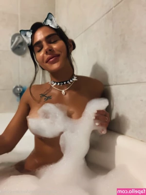 YanivAndKeira - 😈Make @elisenextdoor pussy get wet😻🤤 😈She really likes to