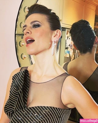 Hayley Atwell [ hayley-atwell ] - Would you like to suck on my toes😈