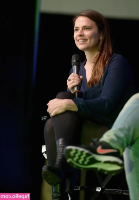 Hayley Atwell [ hayley-atwell ] - Destruindo submisso no acampamento  gab_sub  huntersexclub Part 1  