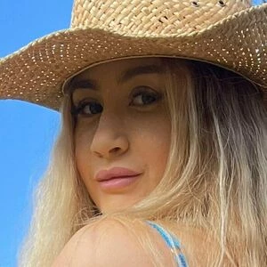 adrenasapphire-milf