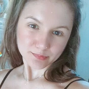 chloe-streatfield