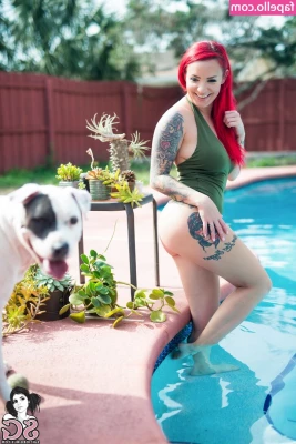 Torie Suicide [ torie-suicide ] - My boy, are you also in the mood heading towards Black Friday 🖤and
