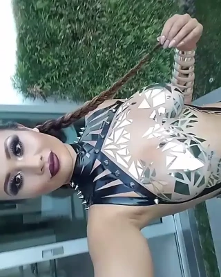 Ela Pasion [ ela-pasion ] - Me gustan las noches