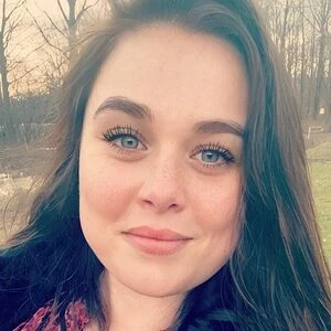 brunettebombxx