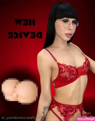 dicksy_ts [ dicksy-ts ] - How Much Fun Can U Have With This Soft