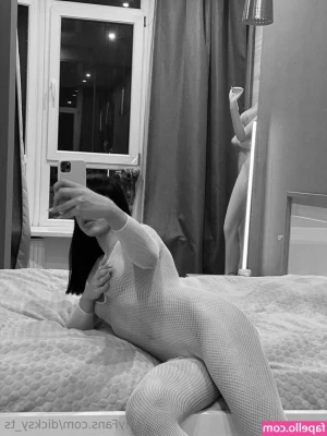 dicksy_ts [ dicksy-ts ] - What do you want me to wear in bed tonight?