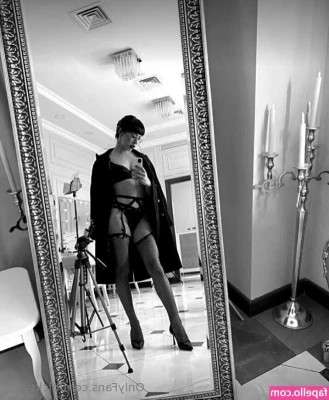 dicksy_ts [ dicksy-ts ] - Well as you can see… I’m certainly not wearing a bra 🖤🖤