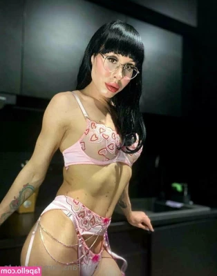 dicksy_ts [ dicksy-ts ] - Very horny