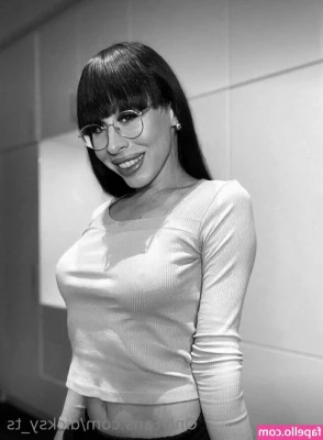 dicksy_ts [ dicksy-ts ] - Would you like to see a set with this outfit? 🐼