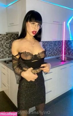 dicksy_ts [ dicksy-ts ] - of course my sexy heels are in the background