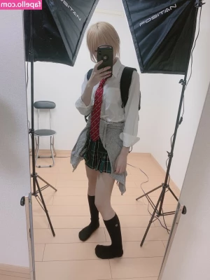 Otogi Shikimi [ otogi-shikimi ] - Getting bent over the hood