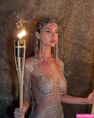 Valeriya Lapidus [ valeriya-lapidus ] - Caliente después de entrenar