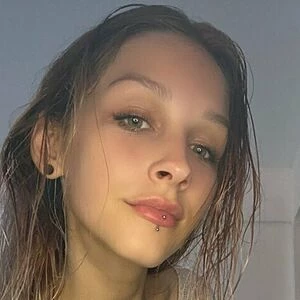 Chloe Love
