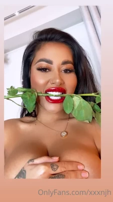 Xxxnjh - 😘😘😘  Here are a couple quick ones I took today and some gifs