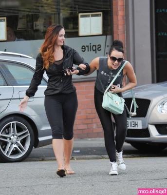 Jennifer Metcalfe [ jennifer-metcalfe ] - Show Daddy how much you love him