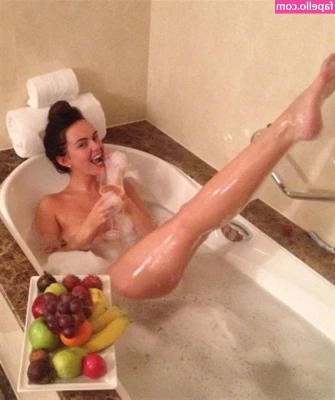 Jennifer Metcalfe [ jennifer-metcalfe ] - I m ur Queen